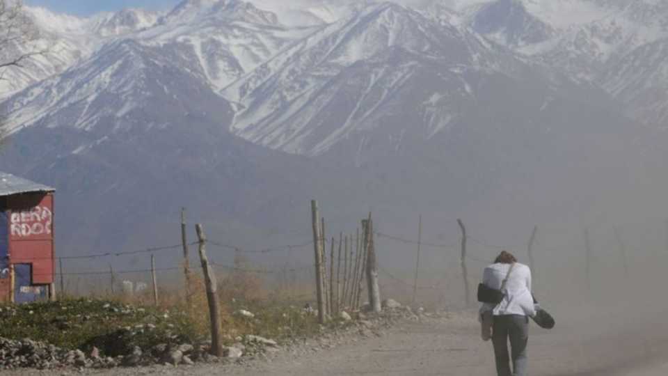 alerta-amarilla-por-vientos-intensos:-que-zonas-se-veran-afectadas