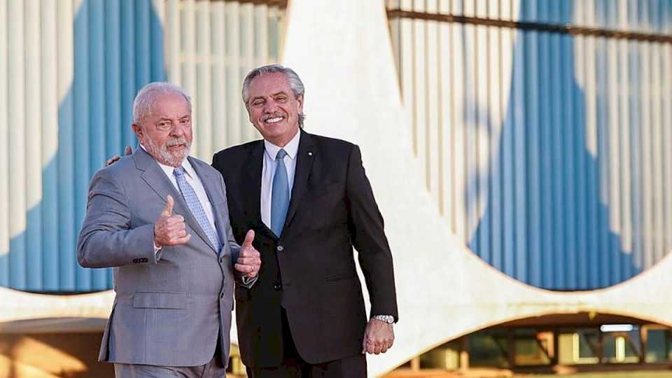 Lula se comprometió a defender a la Argentina ante el FMI