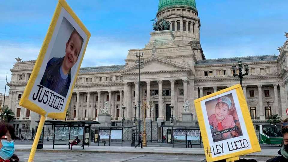 El Gobierno promulgó la Ley Lucio para prevenir la violencia y el abuso infantil