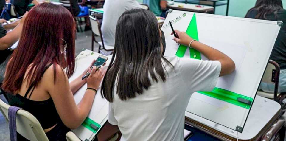 Añelo y Plottier, cada vez más cerca de estrenar dos Escuelas Técnicas