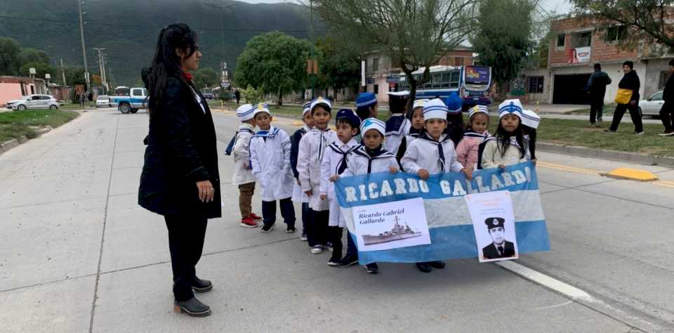 Salta: en barrio Solidaridad recordaron el hundimiento del ARA General Belgrano