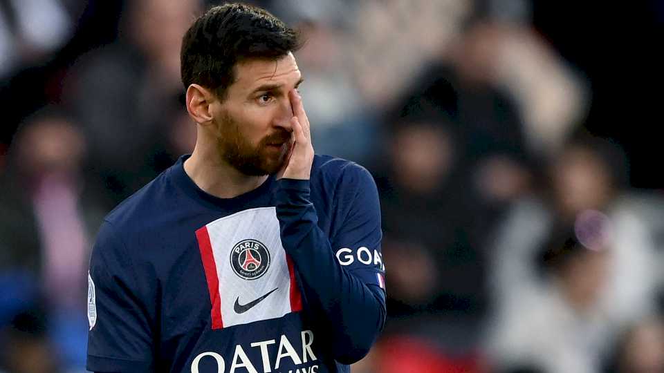 Hinchas del PSG insultaron Messi y pidieron a los directivos «que limpien el vestuario»