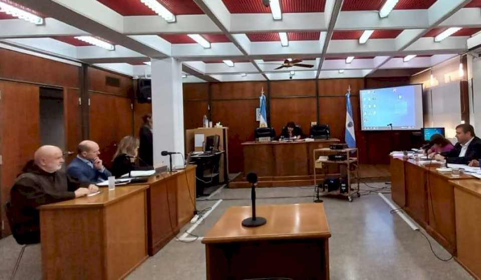 Dos testigos, en la segunda jornada del  juicio contra el cura Padilla en Pico