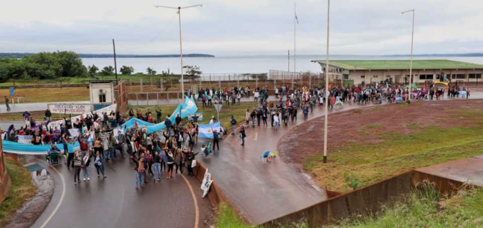 Puente internacional: el FTEL levantó el corte que realizaba en la cabecera argentina