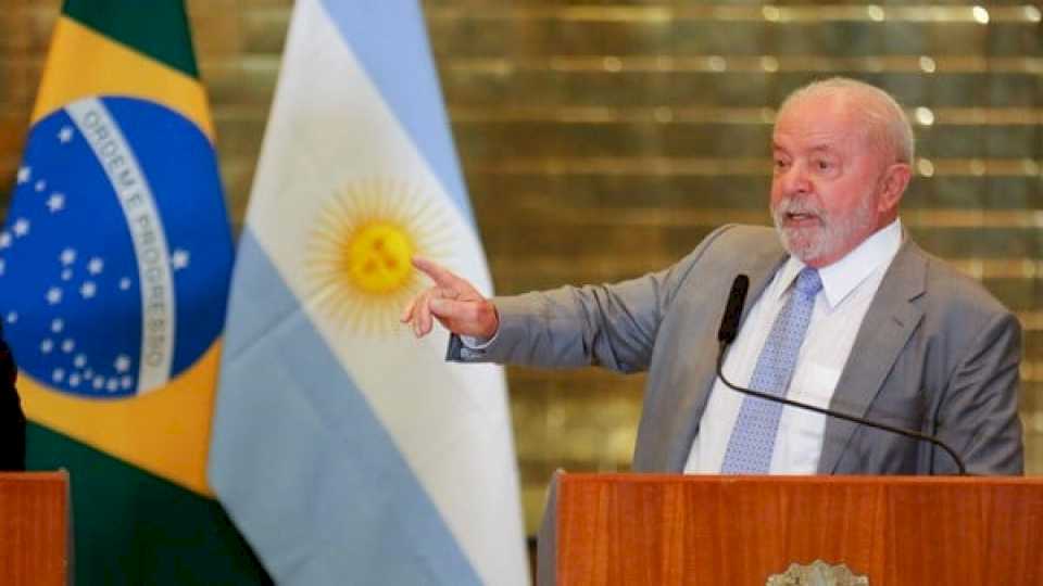 Por qué Alberto Fernández se volvió con las manos vacías de Brasil: dudas sobre Argentina y malestar por un comentario