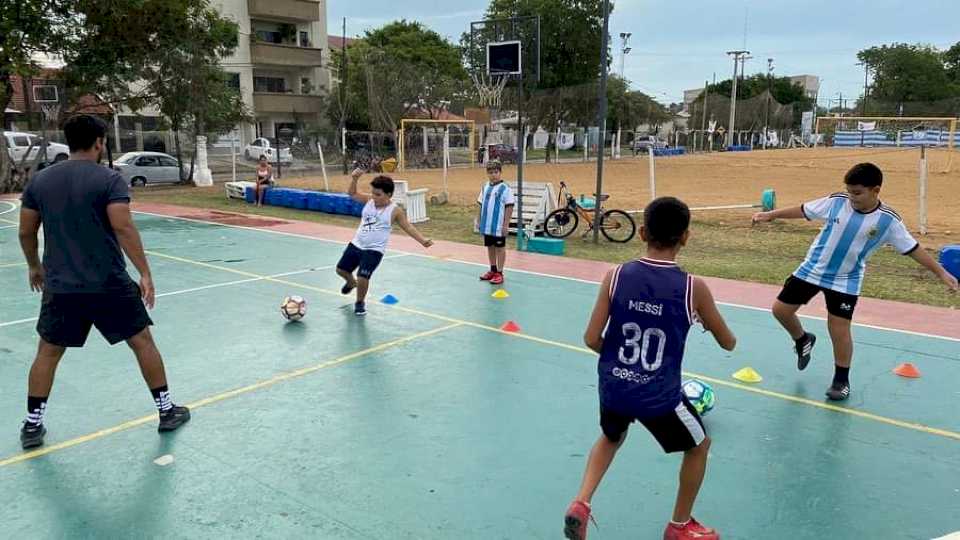 Múltiples actividades deportivas para niños, niñas y jóvenes ofrece el Municipio