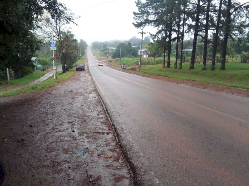 Hubo acuerdo con autoridades y los padres liberaron la ruta en Pozo Azul