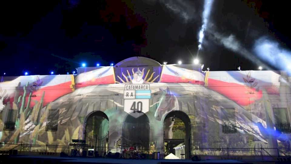 video:-se-realizo-la-presentacion-de-los-equipos-y-esta-todo-listo-para-el-tour-internacional-a-catamarca