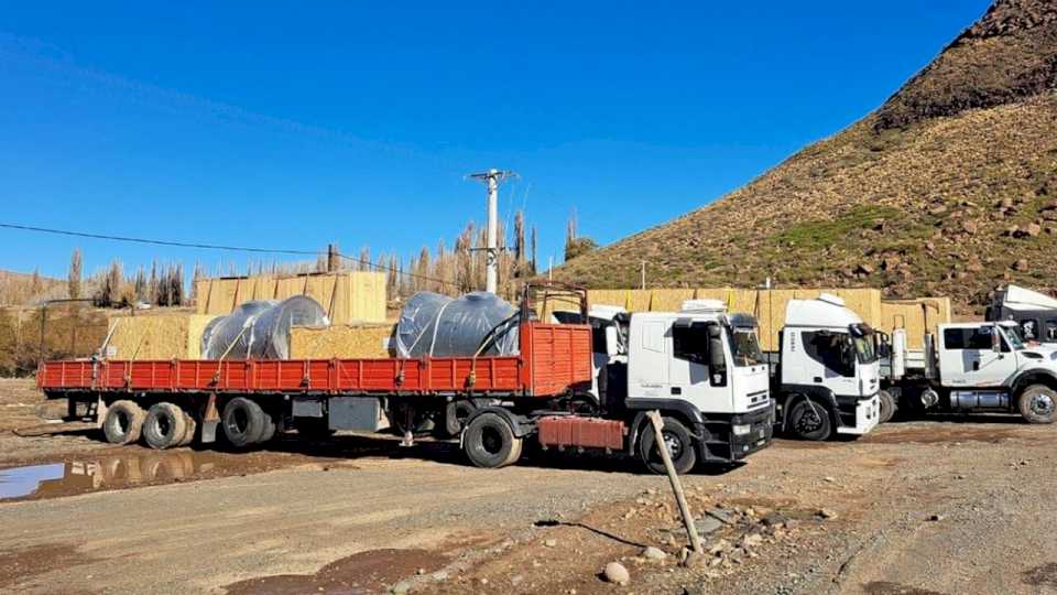 Llegaron los componentes de las turbinas para la central en Nahueve