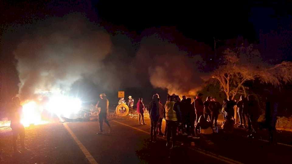 vecinos-cortan-la-ruta-nacional-60,-a-la-altura-de-san-martin