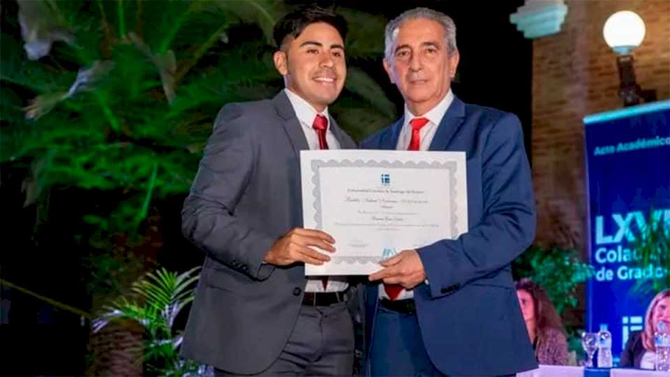 Un caso ejemplar: a los 22 años se graduó con el mejor promedio y hoy jura ante el Colegio de Abogados