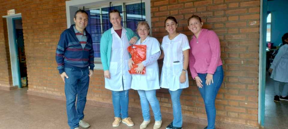 Araujo gestionó donación de pastillas potabilizadoras de agua para escuelas de Jardín América