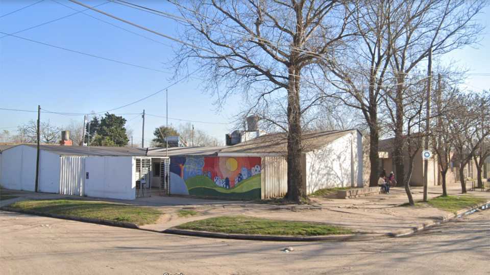 una-docente-encontro-una-pistola-y-balas-en-la-mochila-de-un-nino-en-un-jardin-de-infantes