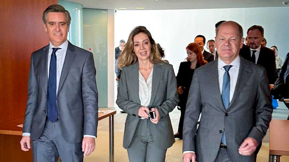 Flavia Royon se reunió con funcionarios alemanes por financiamiento a inversiones