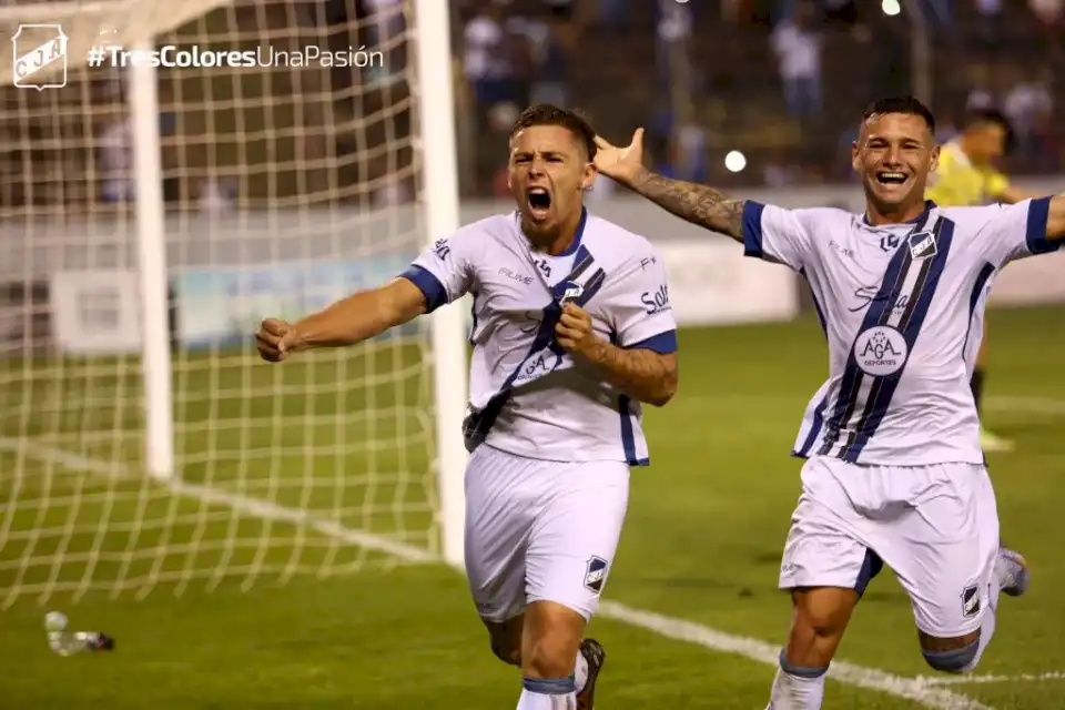 federal:-juventud-se-quedo-con-el-clasico-porque-entendio-como-jugarlo