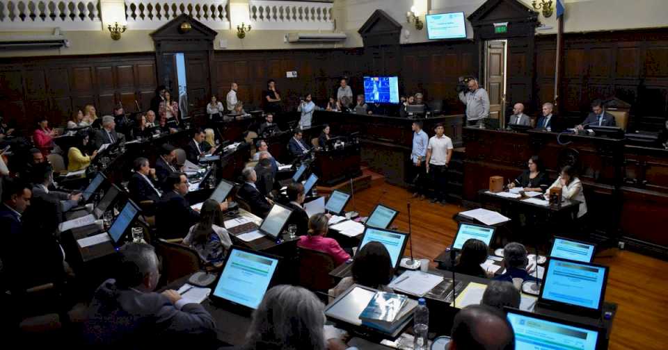 con-las-nuevas-autoridades,-como-queda-el-armado-de-bloques-en-diputados