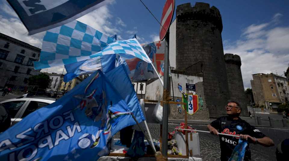 El Napoli se ilusiona con conquistar la Serie A: visita al Udinese para ser campeón después de 33 años