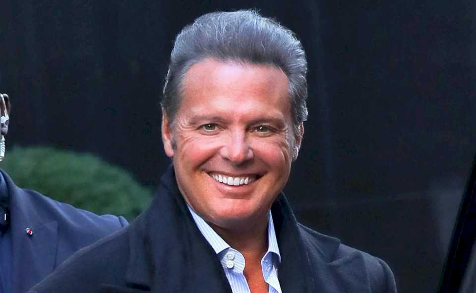 Tras agotar entradas de sus tres shows, Luis Miguel agrega tres fechas en el Movistar Arena