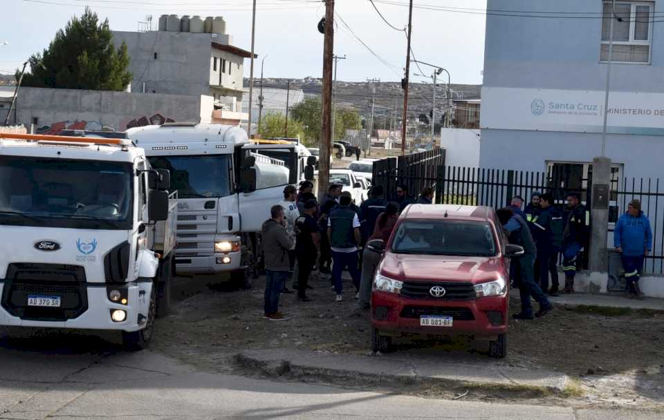 SPSE no habría aportado soluciones a reclamos laborales y hay versiones de paro general