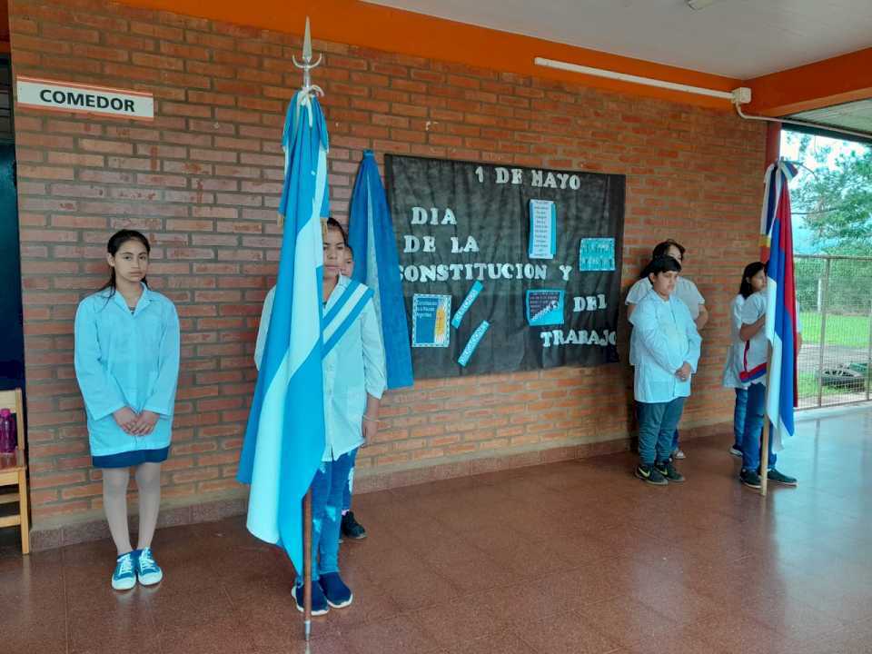 Misiones | Más de 20 mil estudiantes prometieron su Lealtad a la Constitución