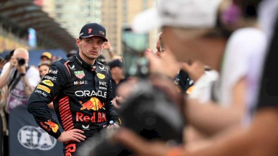 Fórmula 1:  Max Verstappen y un audio desesperado por no poder alcanzar a Checo Pérez en el GP de Azerbaiján