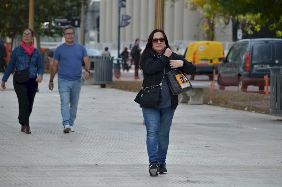 como-estara-el-clima-en-este-lunes-1-de-mayo-en-caba-y-el-amba:-todo-lo-que-tenes-que-saber-antes-de-salir