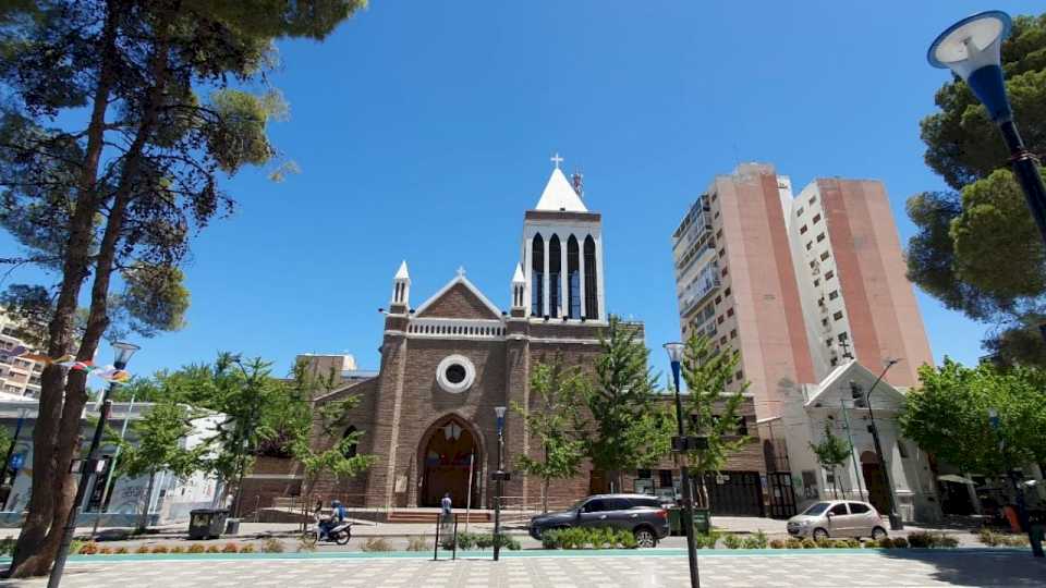 clima-en-neuquen:-el-viernes-tendra-una-manana-fresca,-pero-habra-sol-y-temperaturas-agradables