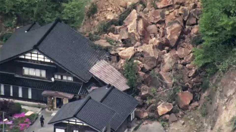 un-sismo-en-el-centro-de-japon-provoco-un-muerto-y-21-heridos