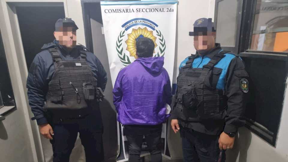 detienen-a-un-hombre-con-pedido-de-captura-en-un-local-nocturno