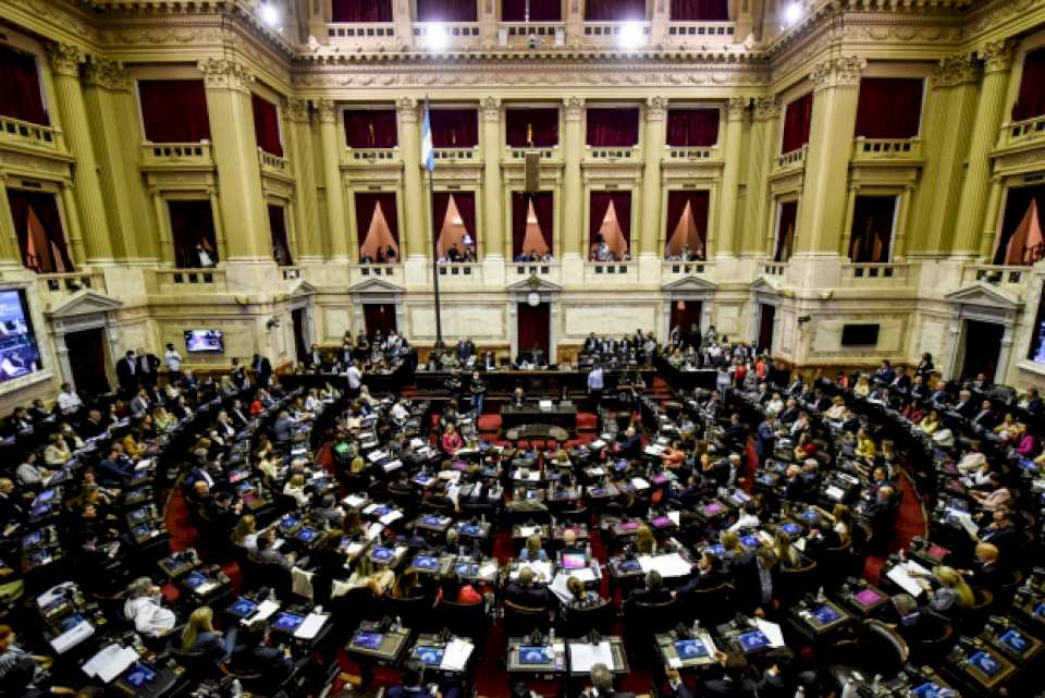 Diputados analizó la problemática en relación a la comercialización con tarjetas de crédito