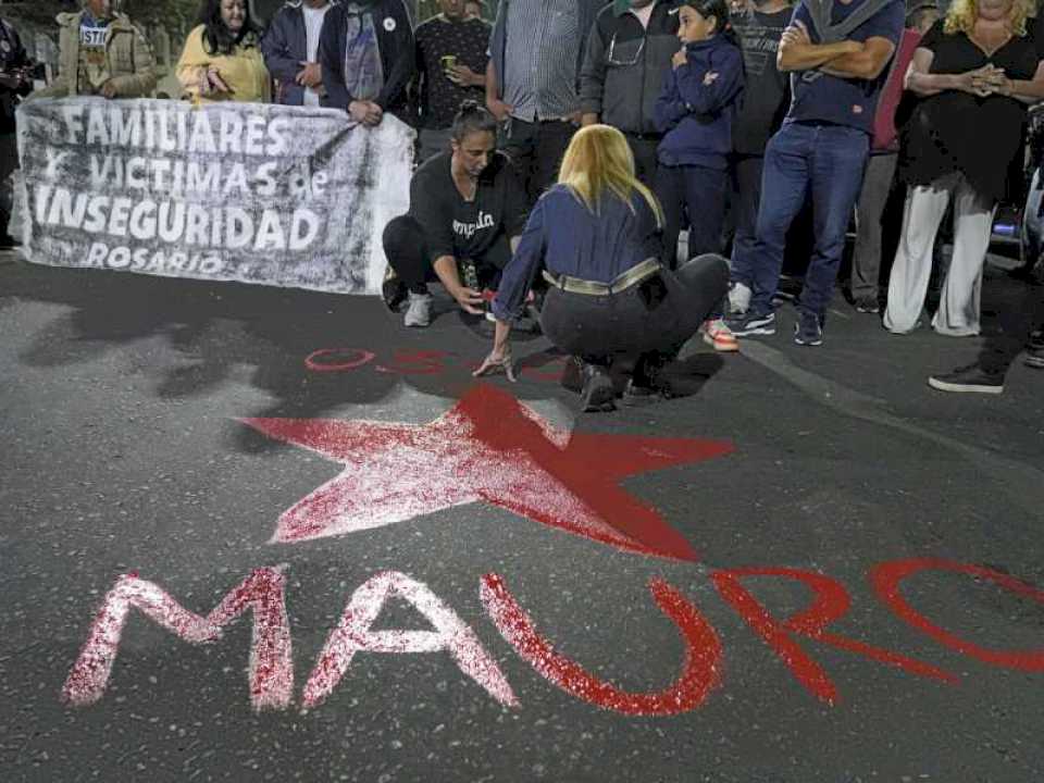 Pedido de justicia por el crimen de Mauro Villamil