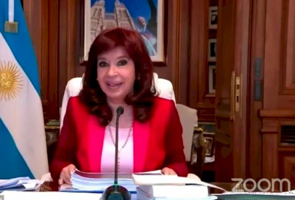 Otro paso más para que Cristina Kirchner sea acusada como jefa de una asociación ilícita