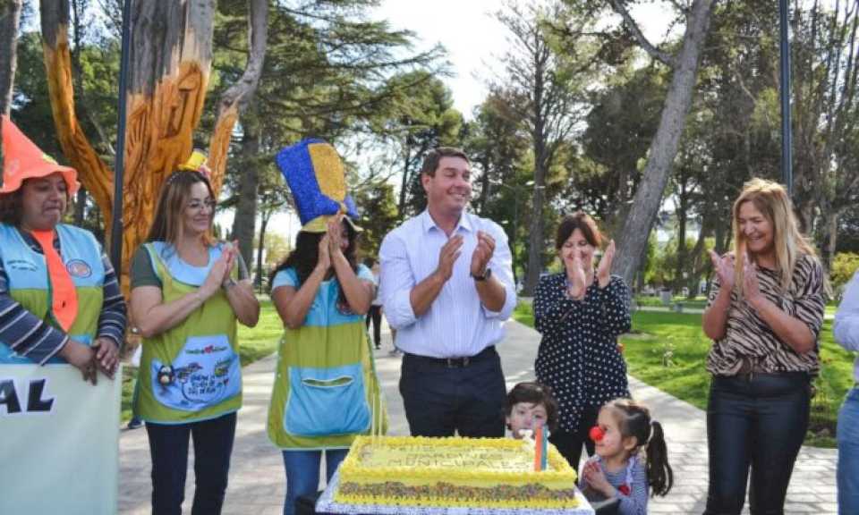 Los Jardines Municipales de Rawson festejaron su cumpleaños número 36