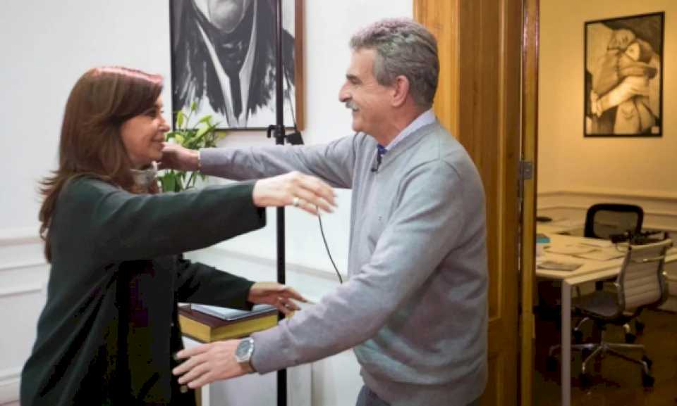 agustin-rossi:-«si-cristina-decide-participar-no-va-a-haber-paso»