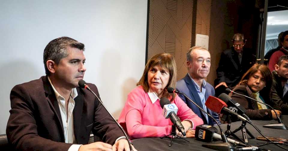 Bullrich, en San Juan: dardos al Gobierno nacional, la interna del Pro local y caminata en Rawson