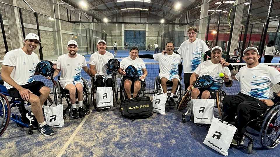 la-seleccion-de-padel-adaptado-se-prepara-para-jugar-el-primer-mundial-en-espana