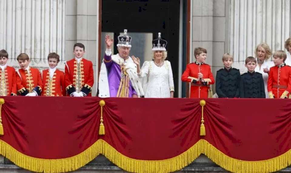 carlos-iii-y-su-esposa-camila-fueron-coronados-en-el-reino-unido