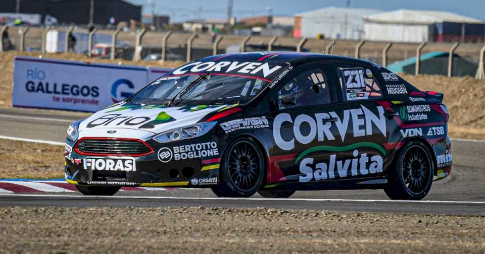 Manu Urcera largará adelante una de las series del Turismo Nacional en Concordia