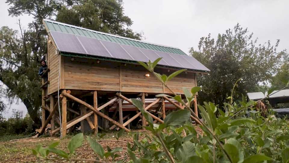 Instalan paneles solares en Islote Curupí