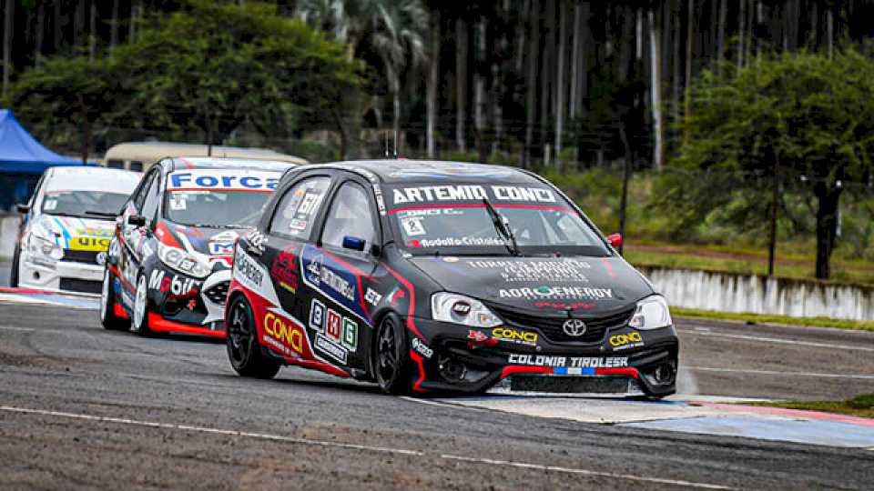 Emotiva victoria de Iansa con el auto de Conci en la Clase 2 del TN en Concordia