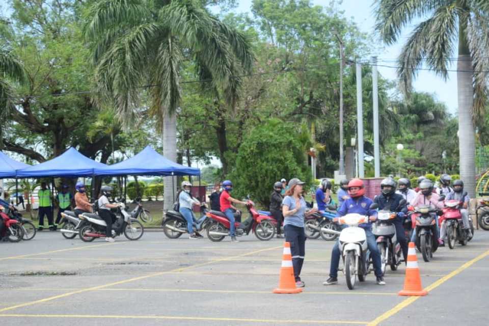 convocan-a-motociclistas-a-ser-parte-de-una-clinica-de-conduccion-segura