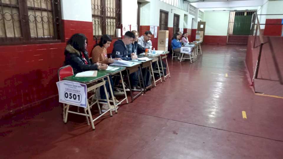 cerca-del-75%-del-padron-concurrio-a-votar-en-misiones,-segun-datos-oficiales