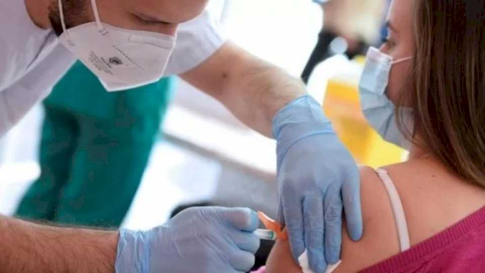 Instan a personas que integren grupos de riesgo a vacunarse contra la gripe