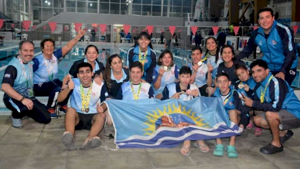 santa-cruz-suma-mas-medallas-en-atletismo-y-natacion