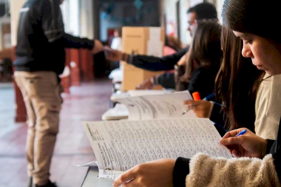 se-conocieron-los-primeros-resultados-de-las-elecciones-en-la-rioja