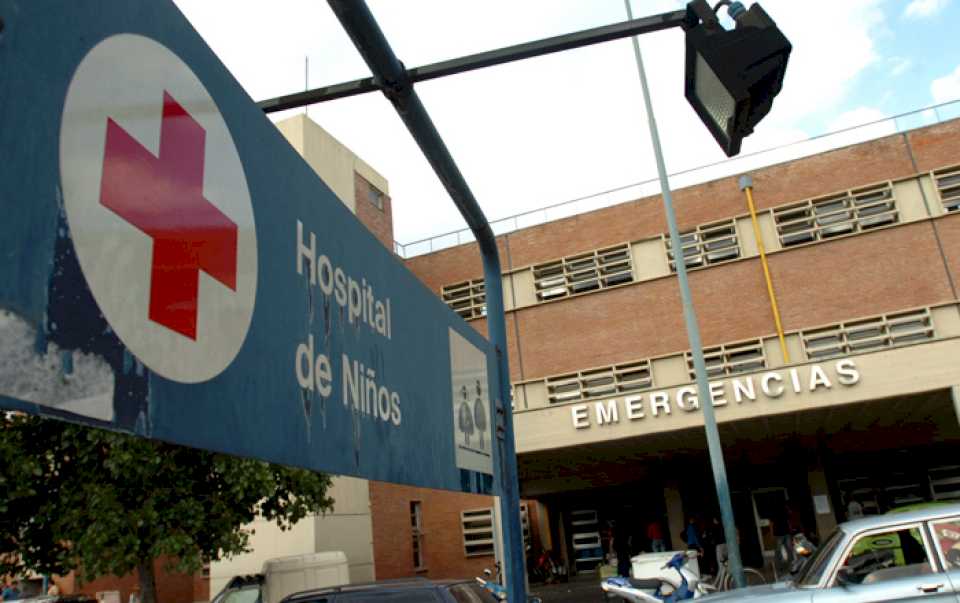 una-nena-de-9-anos-fue-atacada-por-una-jauria-y-debio-ser-hospitalizada