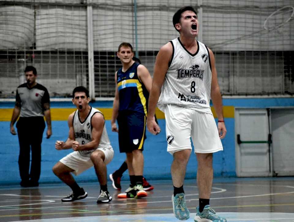 Domingo de Superliga: Temperley dio vuelta un partido increíble en la ribera