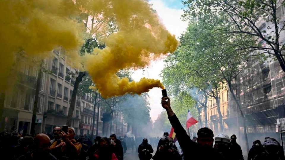 Francia: incidentes y detenciones en masivas marchas de 1 de mayo contra la reforma jubilatoria