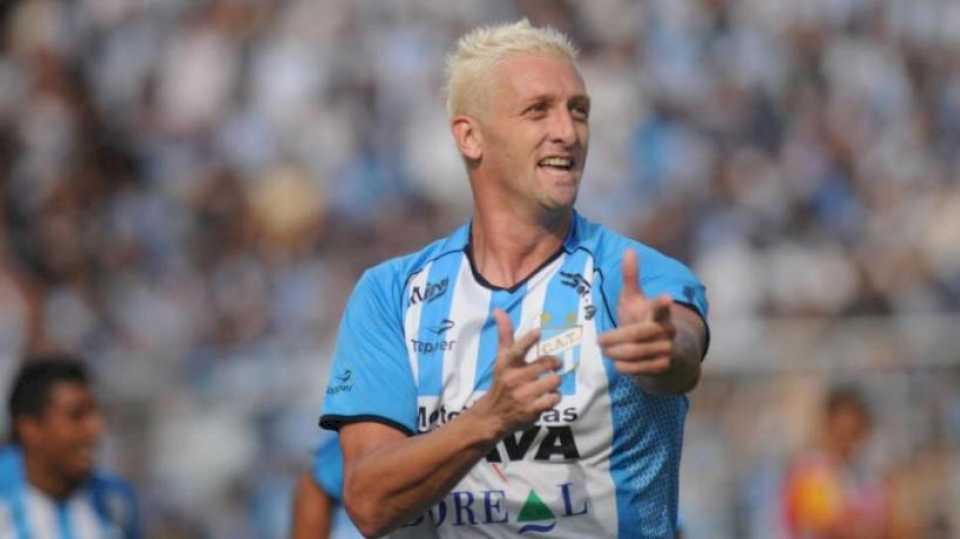 «Todavía Stang llorando»: se cumplen doce años de «la metralleta» en el clásico tucumano