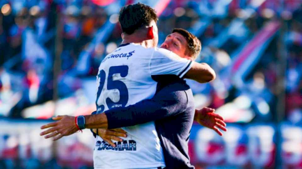 Gimnasia superó a Arsenal y sumó un triunfo importante en Sarandí